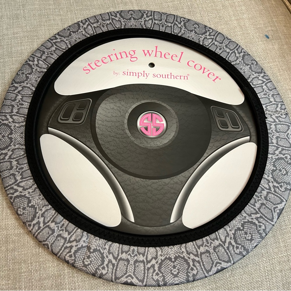 Simply Southern steering wheel cover